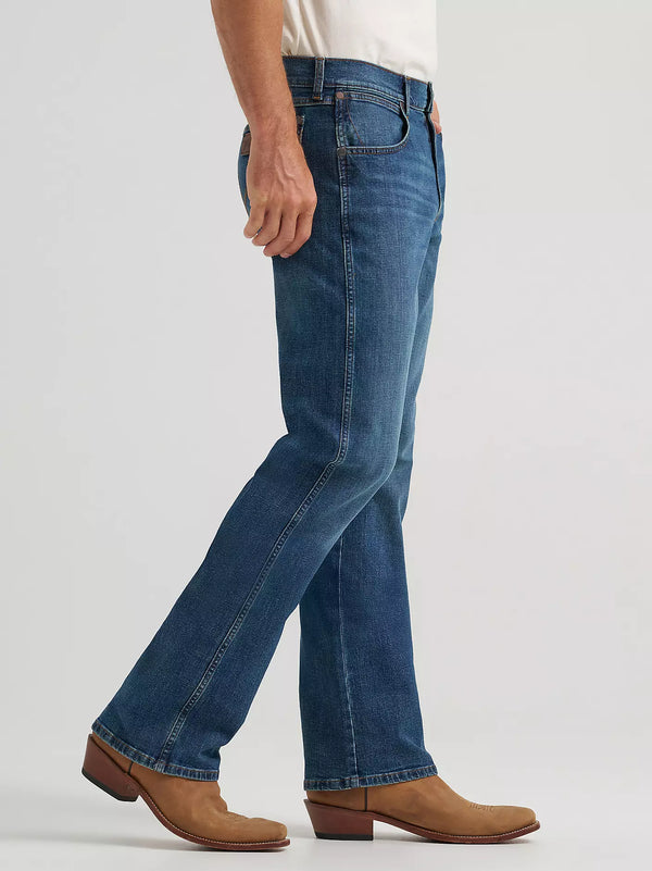 Wrangler Retro® Relaxed Boot Jean