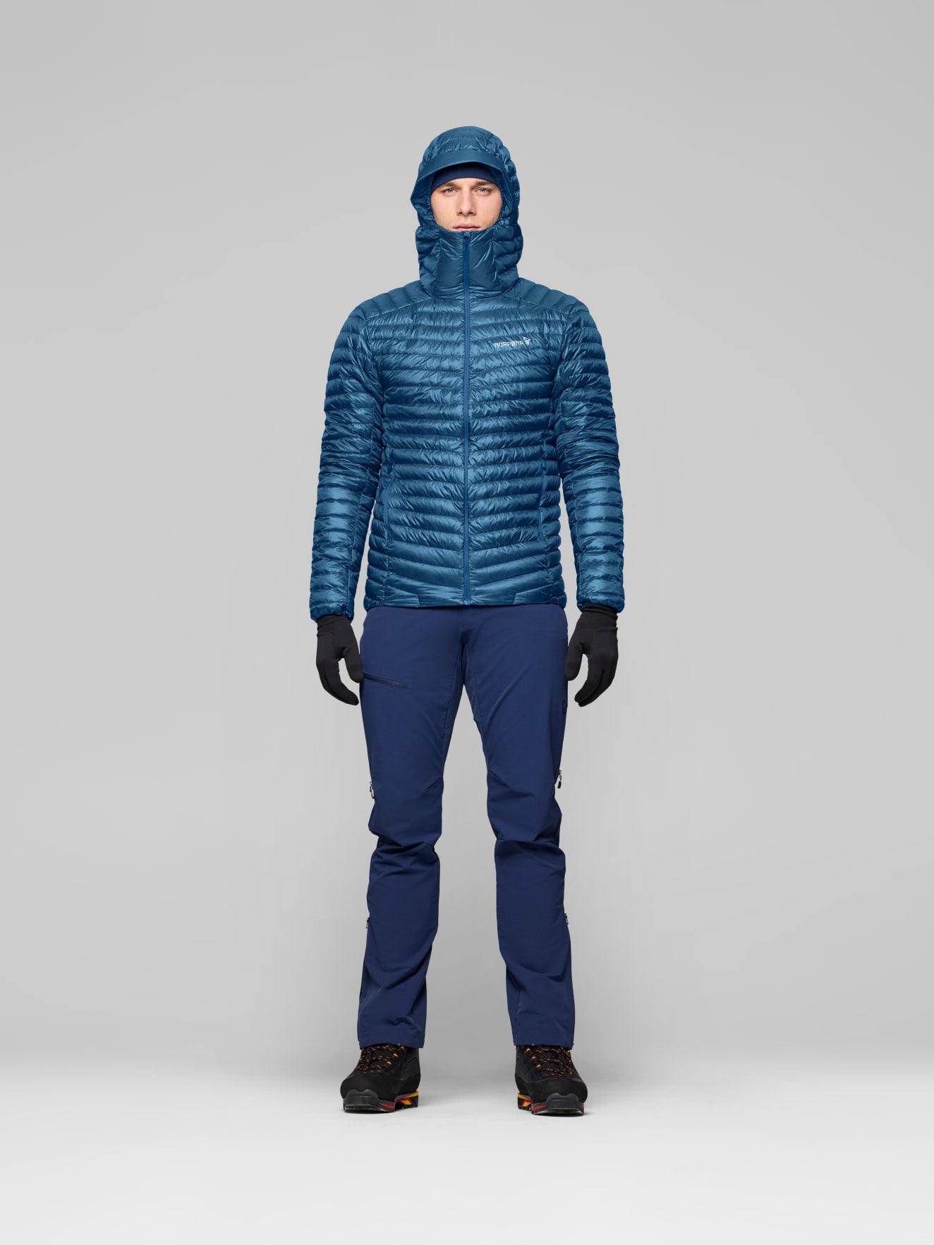 Norrona Trollveggen Down800 Super Light Hood Men's