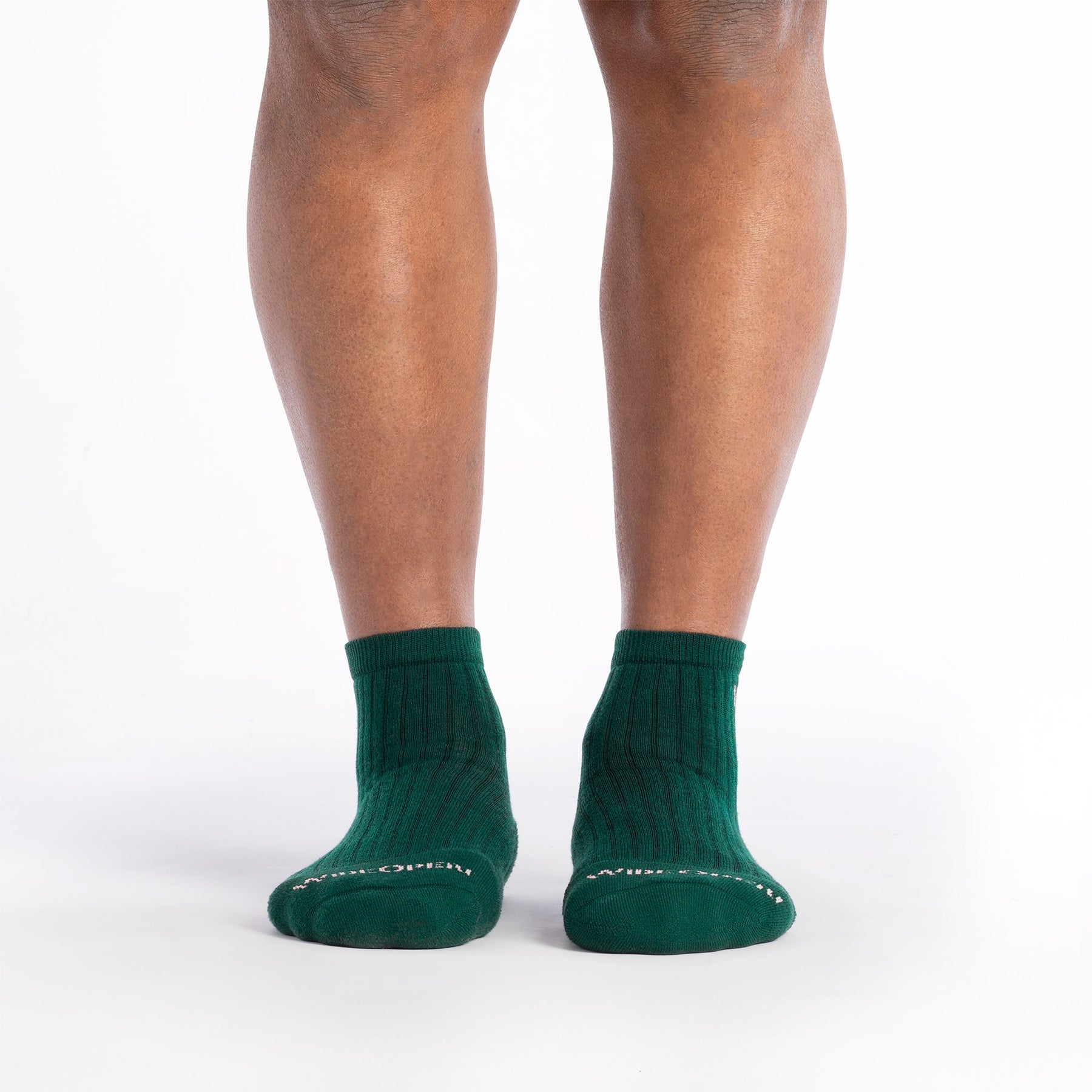 Wide Open Solid Midweight Quarter Socks Men's