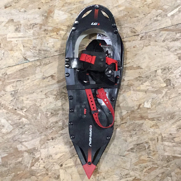 USED LG GARNEAU SNOWSHOES W/ BOA